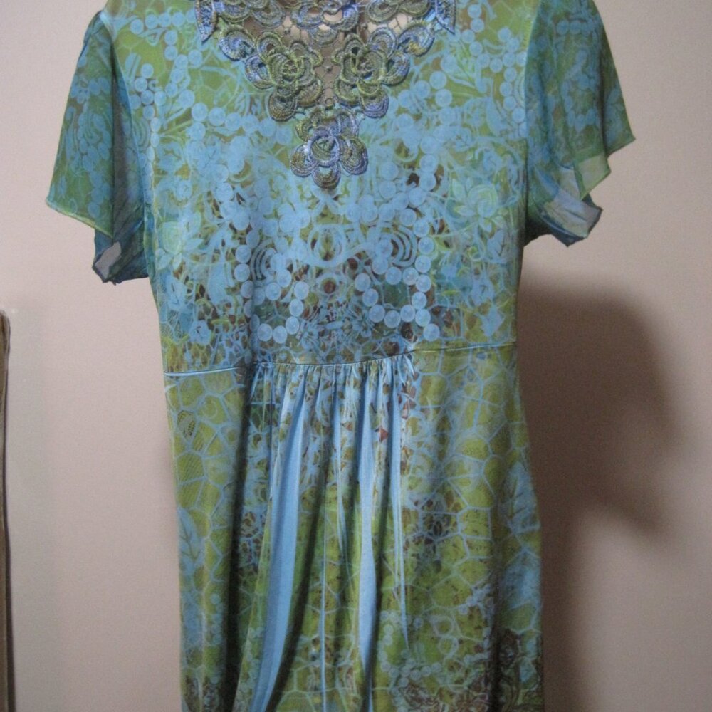 Unbranded Women's Medium Green Blue Floral Embellished V-Neck Short Sleeve Shirt - Picture 5 of 6